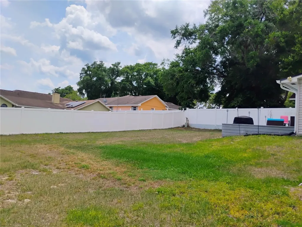 9120 Queen Elizabeth Court Orlando FL 32818
