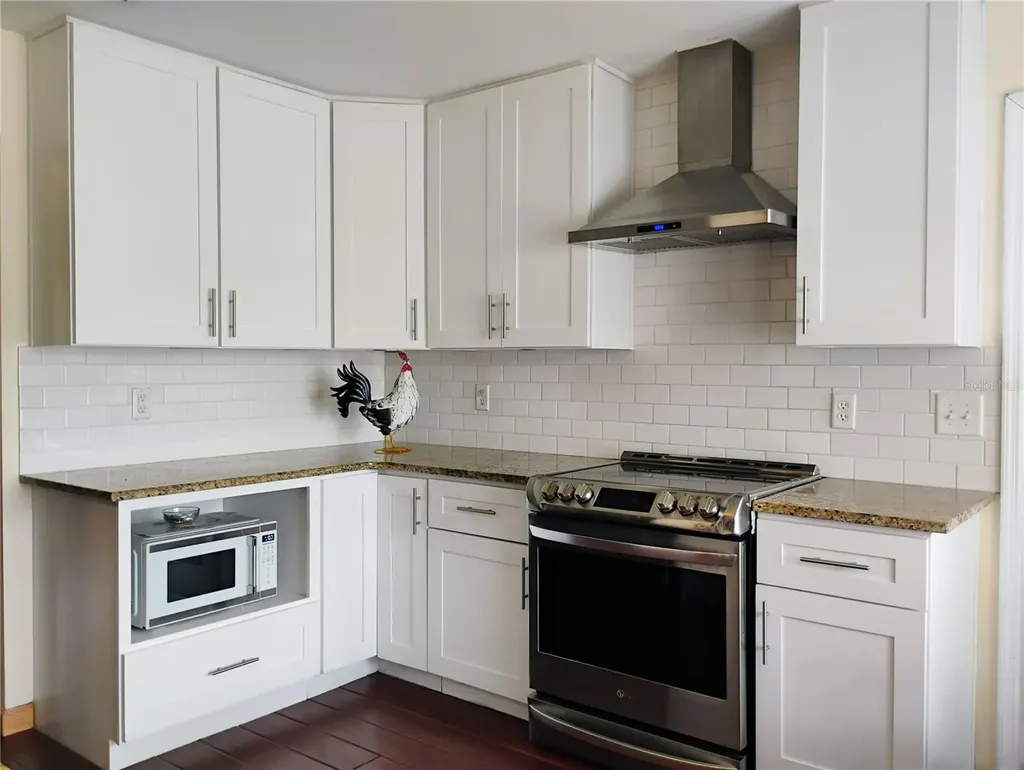 9120 Queen Elizabeth Court Orlando FL 32818