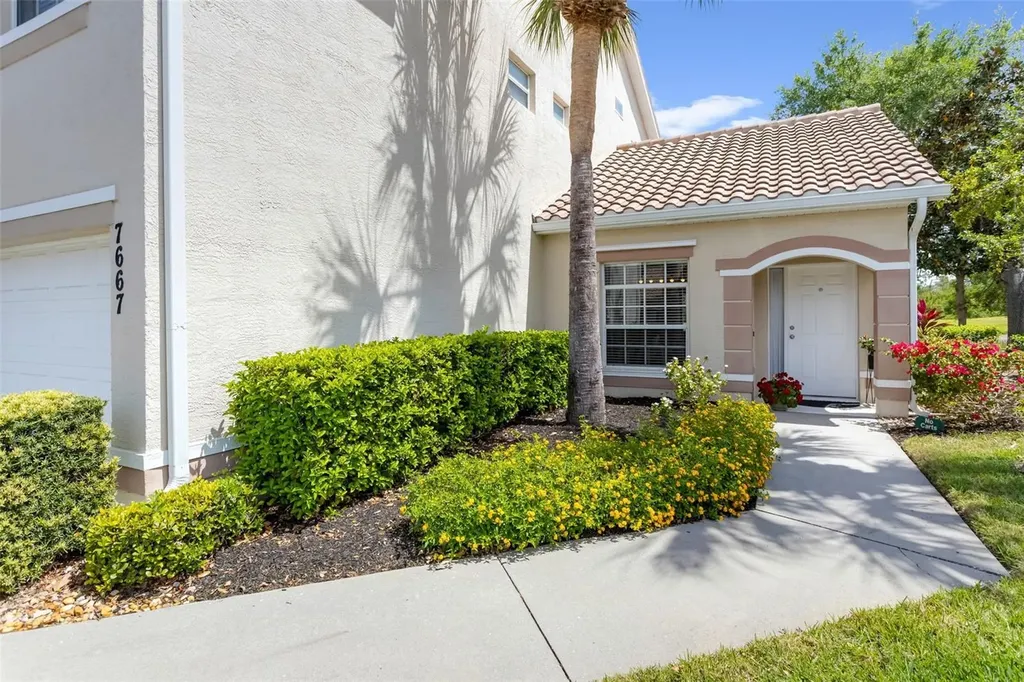 7667 Sweetbay Circle Bradenton FL 34203