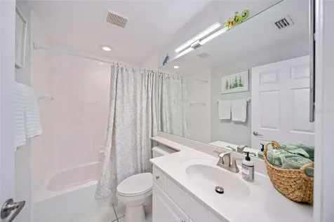 7667 Sweetbay Circle Bradenton FL 34203
