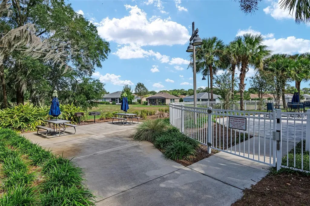 8566 SW 79th Avenue Ocala FL 34476