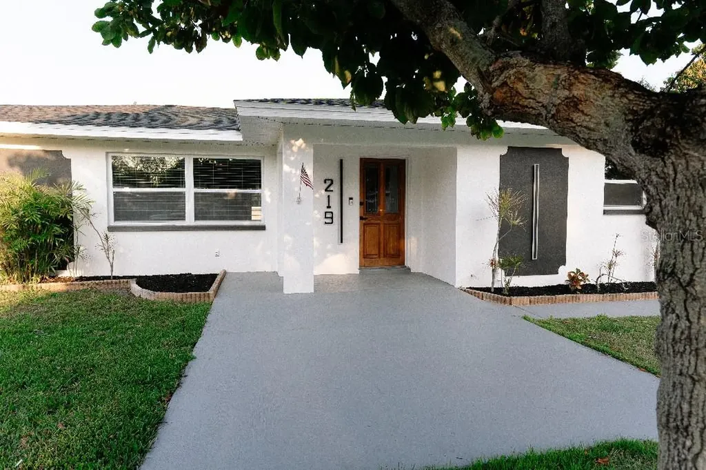 219 S Corona Avenue Clearwater FL 33765