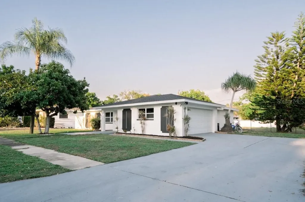 219 S Corona Avenue Clearwater FL 33765