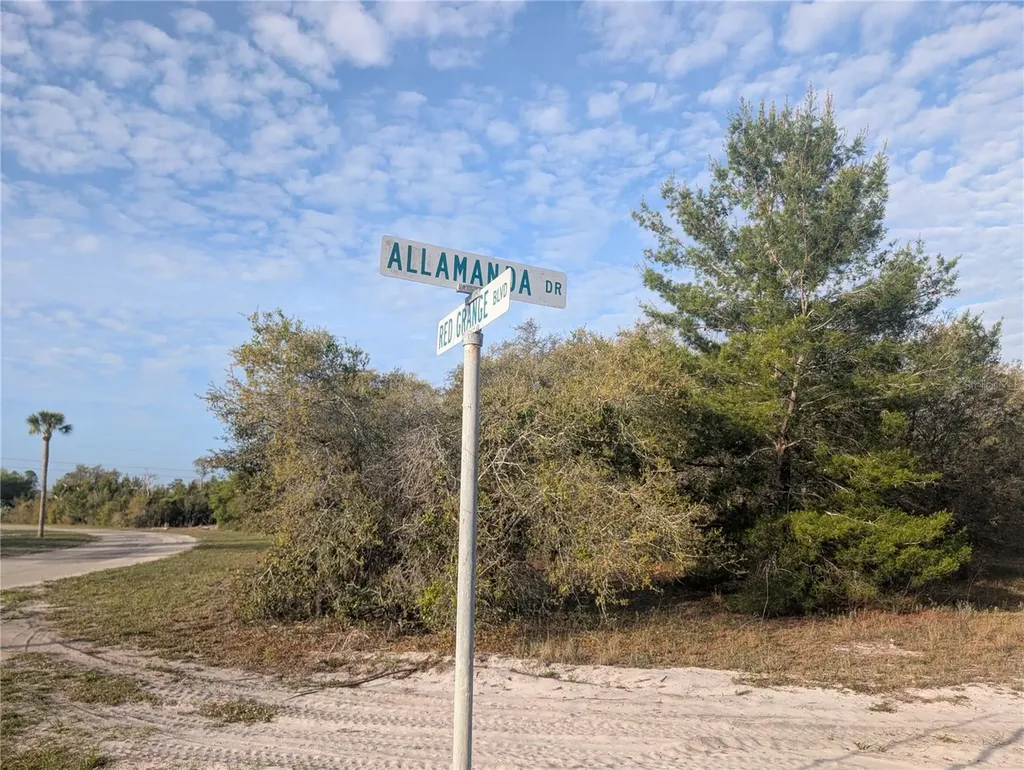 1 Allamanda Drive Indian Lake Estates FL 33855