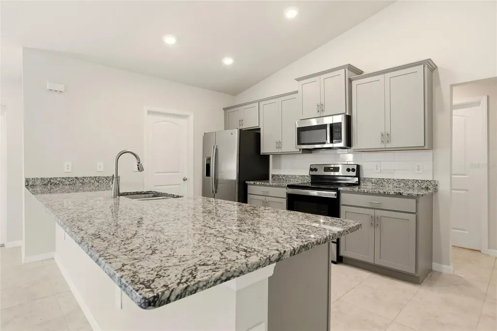 3600 NE 20th Place Cape Coral FL 33909