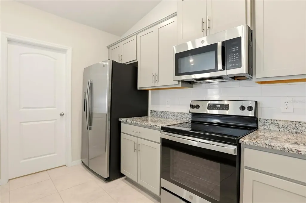 3600 NE 20th Place Cape Coral FL 33909