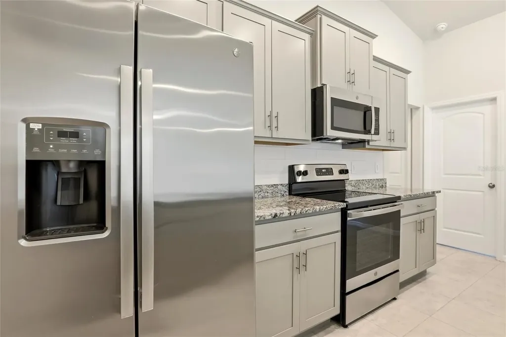3600 NE 20th Place Cape Coral FL 33909