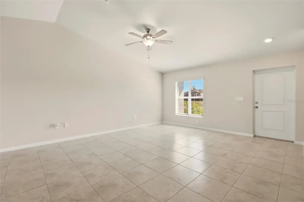 3600 NE 20th Place Cape Coral FL 33909