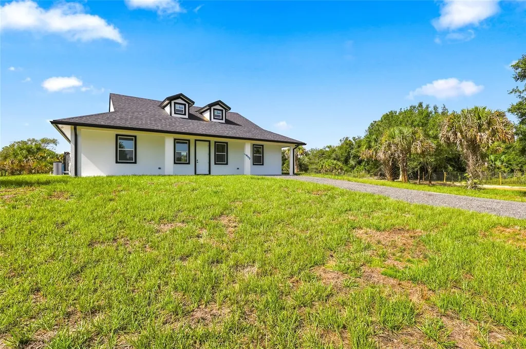 17932 NW 288th Street Okeechobee FL 34972