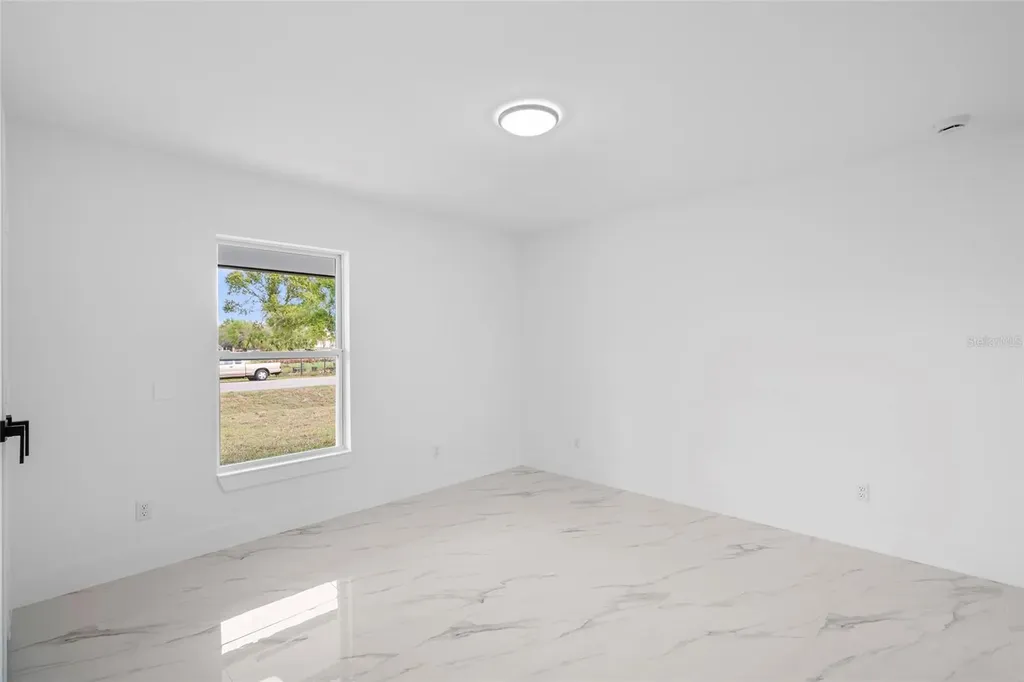 17932 NW 288th Street Okeechobee FL 34972