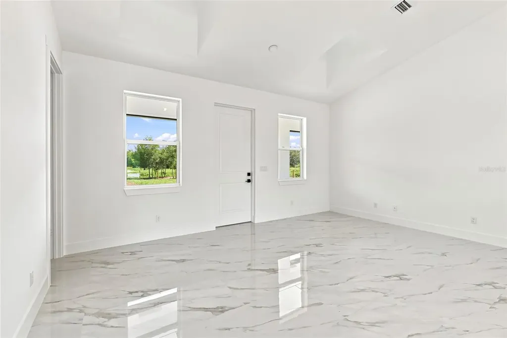 17932 NW 288th Street Okeechobee FL 34972