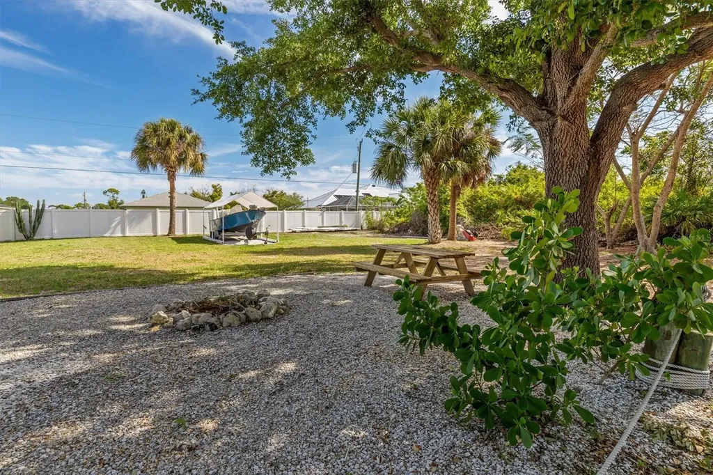 10104 Rafferty Avenue Englewood FL 34224
