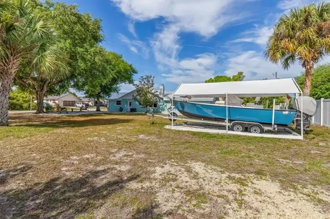 10104 Rafferty Avenue Englewood FL 34224