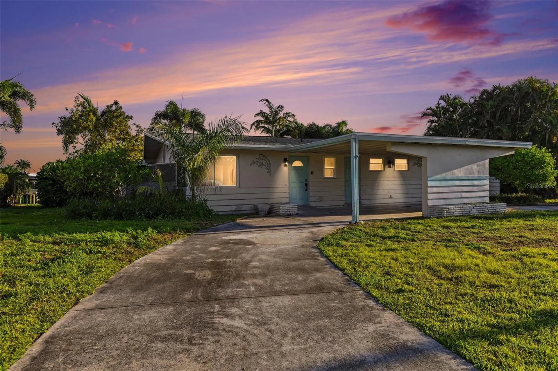 468 Grenier Drive North Fort Myers FL 33903