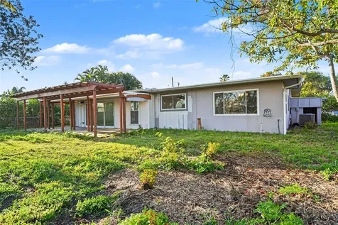468 Grenier Drive North Fort Myers FL 33903