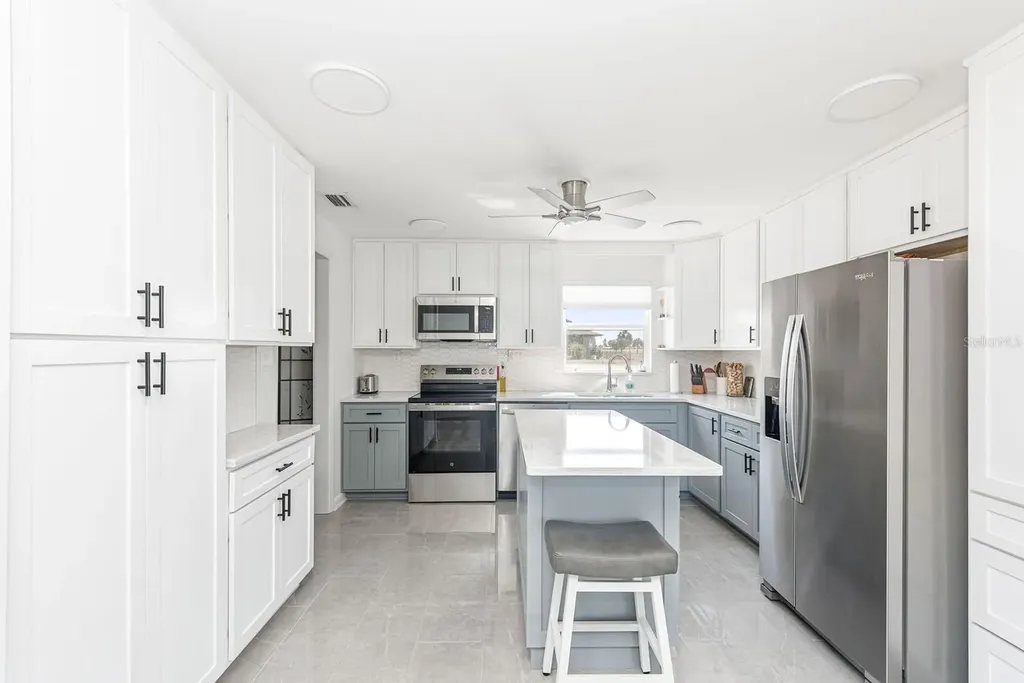 202 Caddy Road Rotonda West FL 33947