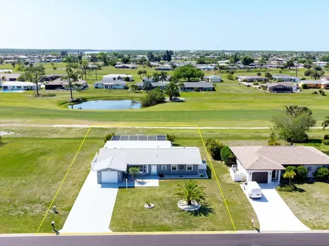 202 Caddy Road Rotonda West FL 33947