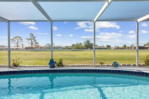202 Caddy Road Rotonda West FL 33947