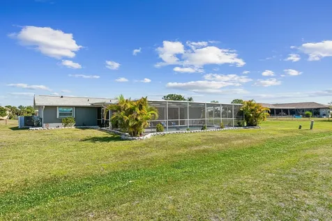 202 Caddy Road Rotonda West FL 33947