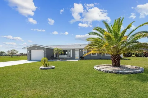 202 Caddy Road Rotonda West FL 33947