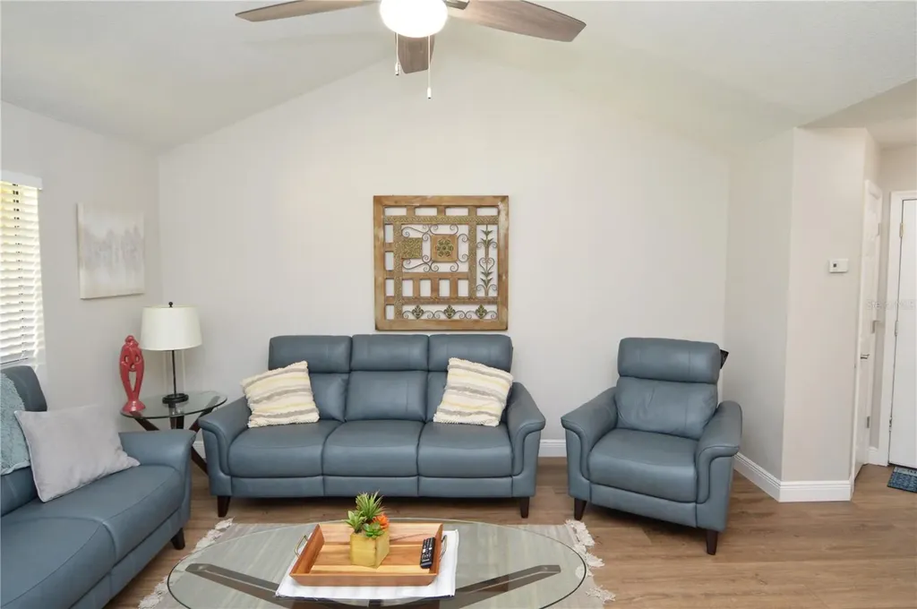 8613 Mallard Reserve Drive Tampa FL 33614