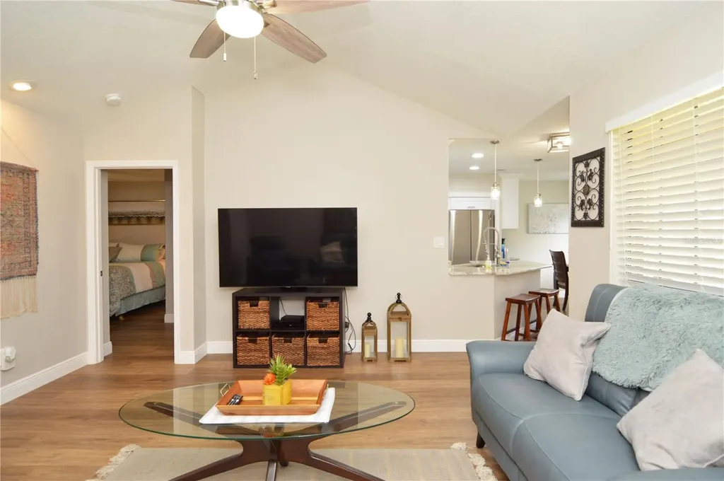8613 Mallard Reserve Drive Tampa FL 33614