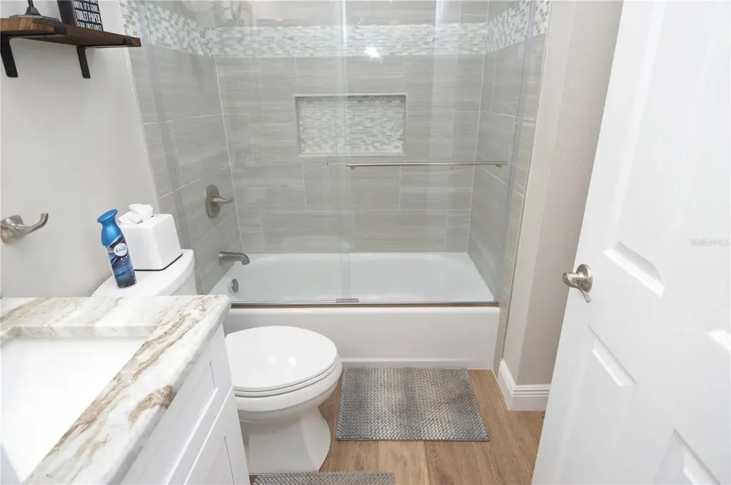 8613 Mallard Reserve Drive Tampa FL 33614