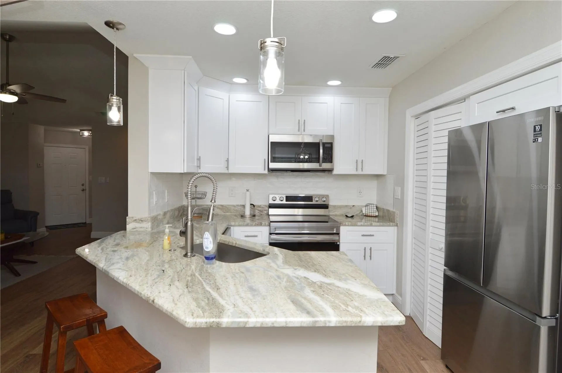 8613 Mallard Reserve Drive Tampa FL 33614