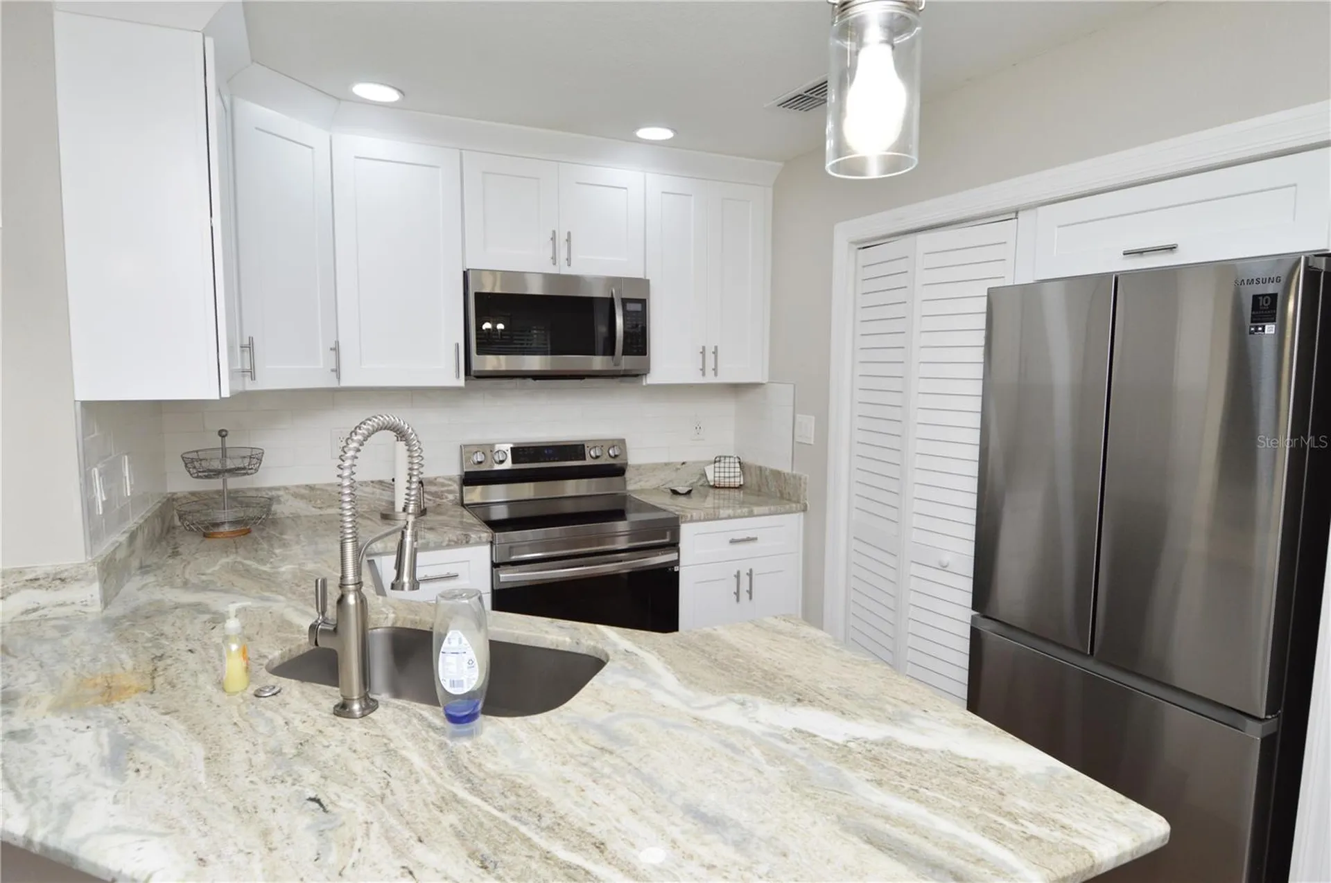 8613 Mallard Reserve Drive Tampa FL 33614