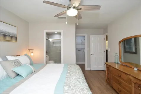 8613 Mallard Reserve Drive Tampa FL 33614