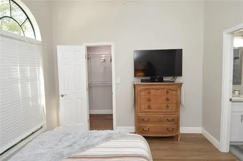8613 Mallard Reserve Drive Tampa FL 33614
