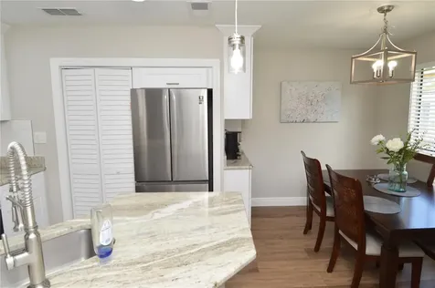 8613 Mallard Reserve Drive Tampa FL 33614