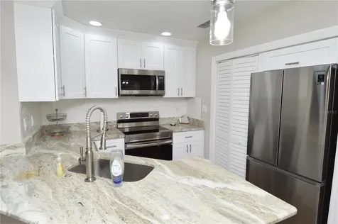 8613 Mallard Reserve Drive Tampa FL 33614