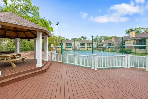 8613 Mallard Reserve Drive Tampa FL 33614