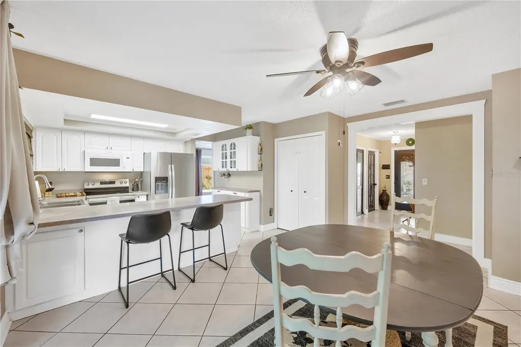 13921 Cherry Dale Lane Tampa FL 33618