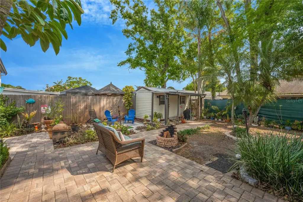 13921 Cherry Dale Lane Tampa FL 33618