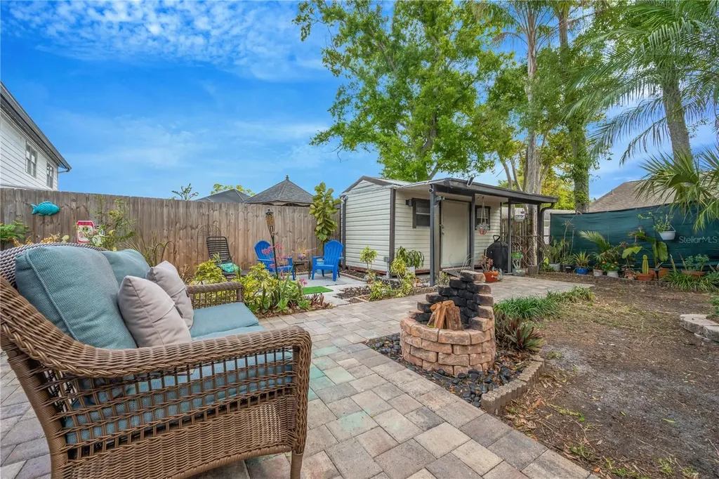 13921 Cherry Dale Lane Tampa FL 33618