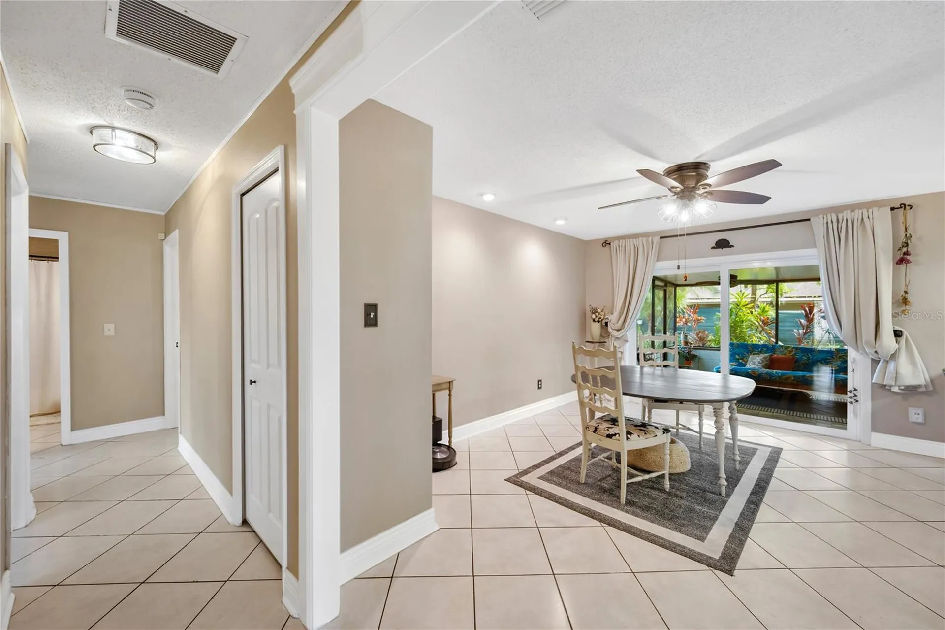 13921 Cherry Dale Lane Tampa FL 33618