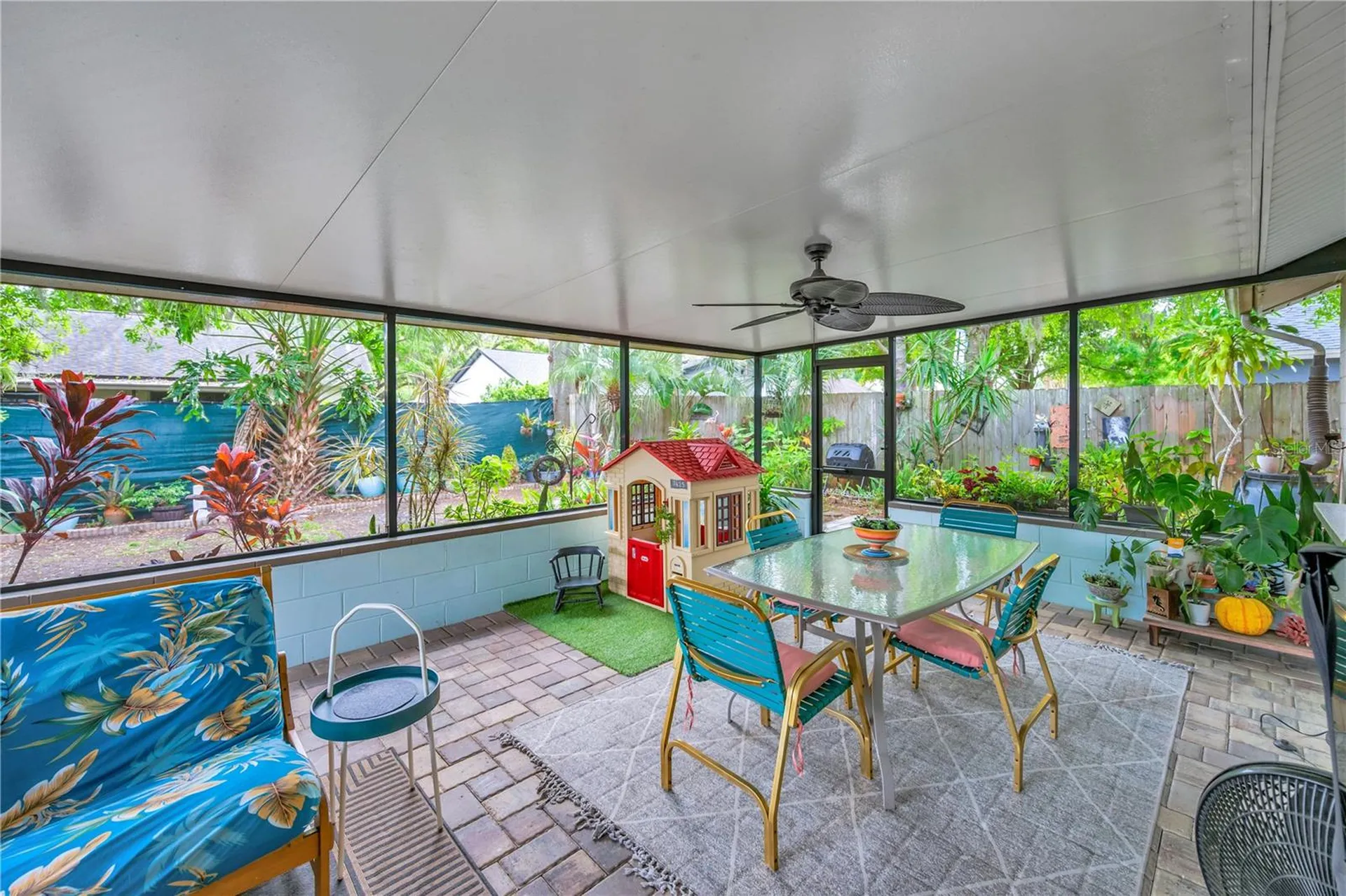 13921 Cherry Dale Lane Tampa FL 33618