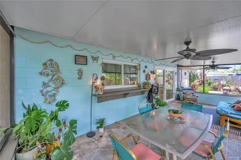 13921 Cherry Dale Lane Tampa FL 33618