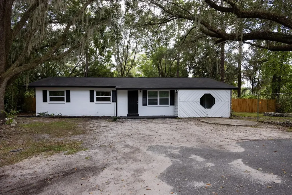 14637 NE 145th Avenue Waldo FL 32694