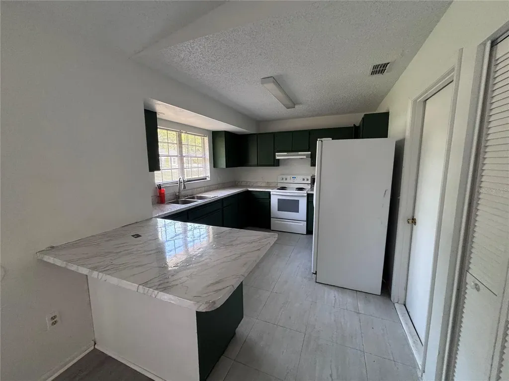 1028 Hickory Road Ocala FL 34472