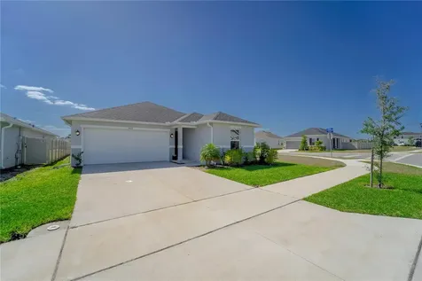 820 Overpool Avenue Davenport FL 33896