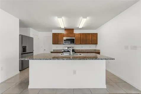 820 Overpool Avenue Davenport FL 33896
