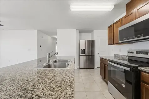820 Overpool Avenue Davenport FL 33896