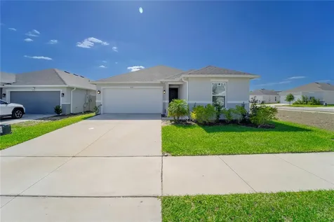 820 Overpool Avenue Davenport FL 33896