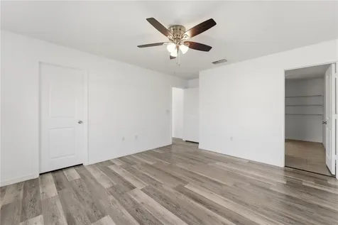 820 Overpool Avenue Davenport FL 33896