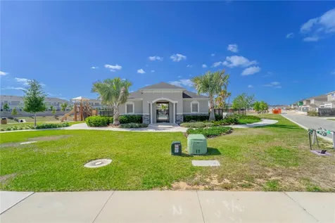 820 Overpool Avenue Davenport FL 33896