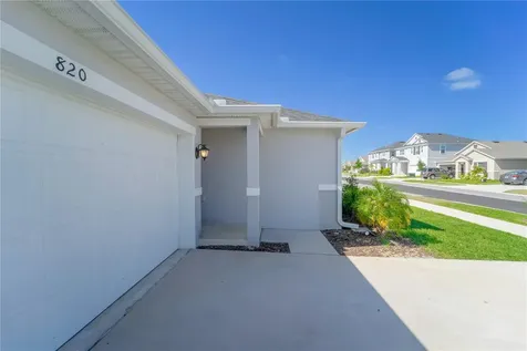 820 Overpool Avenue Davenport FL 33896