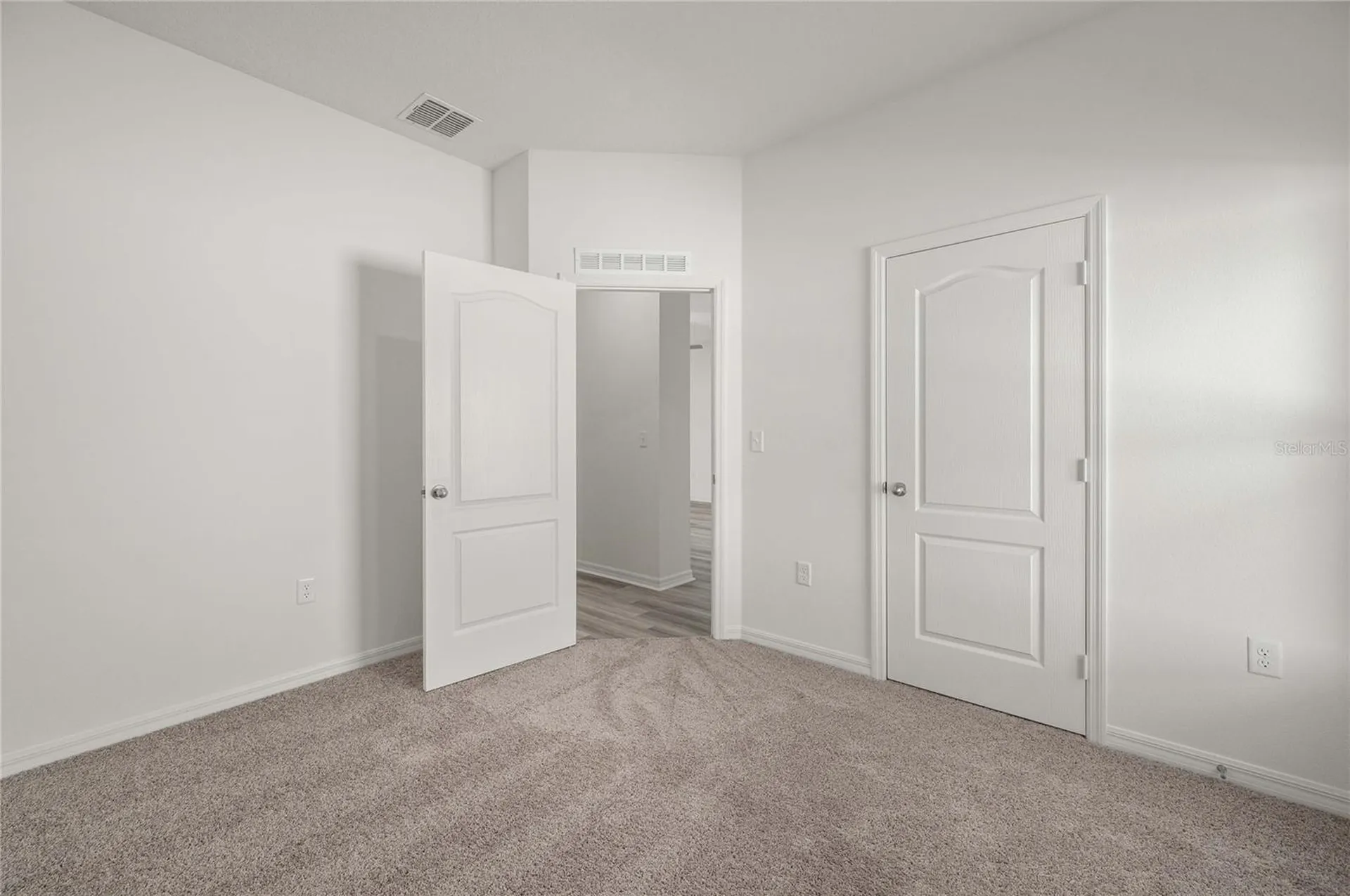 13258 Tula Loop Astatula FL 34705